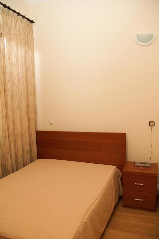 Residencial Parque Bed & Breakfast เซลอริโก ดา เบรา ภายนอก รูปภาพ